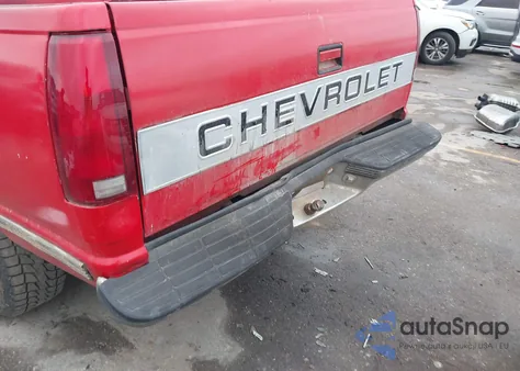 1990 Chevrolet Gmt-400 C2500 z USA, uszkodzony, nr VIN 1GCFC24K3LE228526